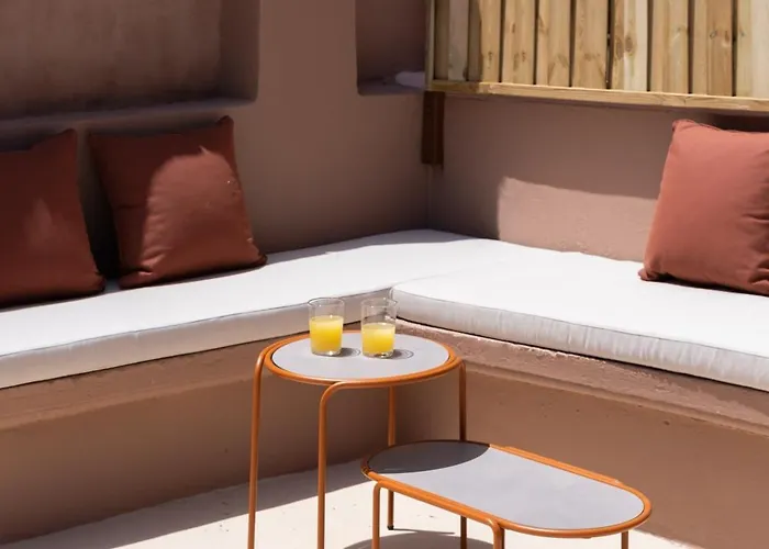 Qualia Slowlife Hriszí Aktí Haniá