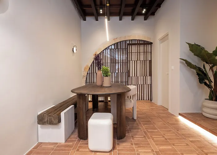 Qualia Slowlife فندق