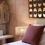 Qualia Slowlife Hotel